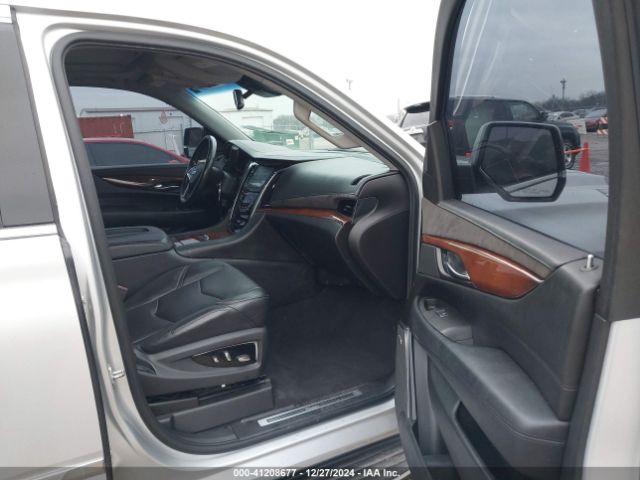 1GYS4MKJ3FR657836 Cadillac Escalade Luxury