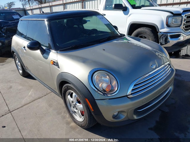 2011 MINI COOPER WMWSU3C56BT096897 Photo 0