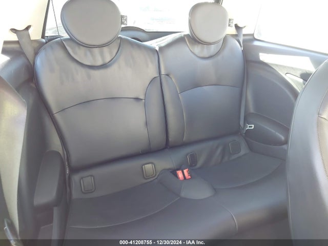 2011 MINI COOPER WMWSU3C56BT096897 Photo 7