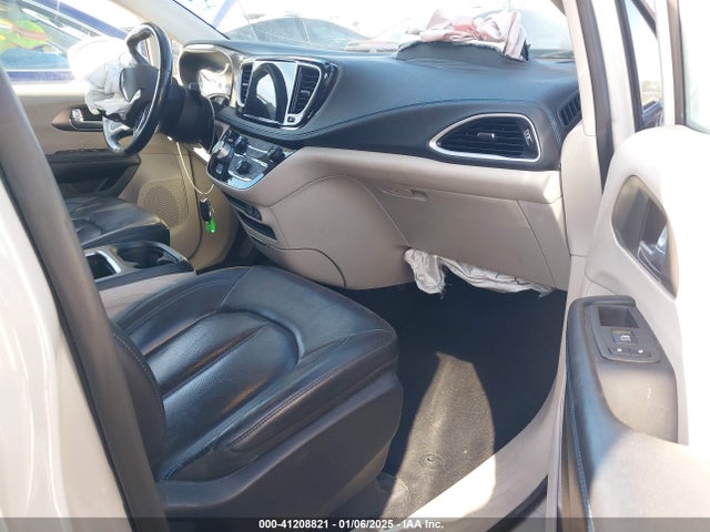 Chrysler Pacifica Touring L 2021 2C4RC1BG3MR528397 Image 5