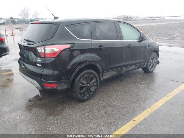 Ford ESCAPE SE 2017 1FMCU9GD7HUB78874 Image 4