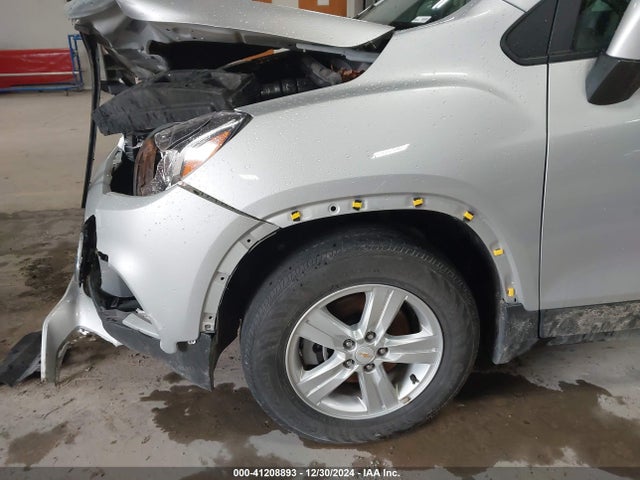 Chevrolet TRAX LS 2022 KL7CJNSM5NB550309 Image 6