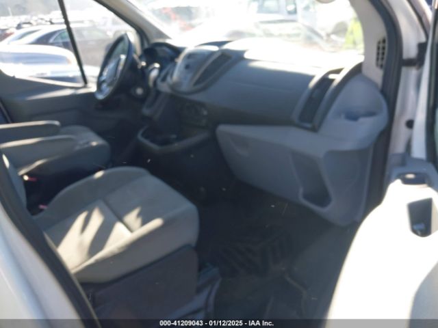 1FTYR1ZM6GKA70265 Ford Transit T-250