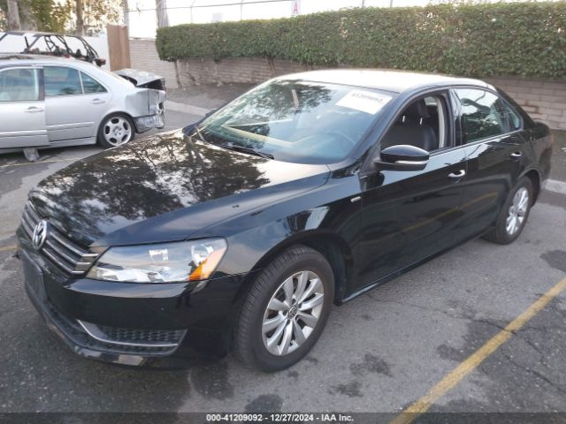 1VWAT7A32FC024656 Volkswagen Passat 1.8t Wolfsburg Edition