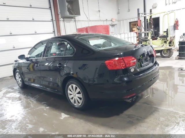 3VW2K7AJ9EM440805 Volkswagen JETTA S