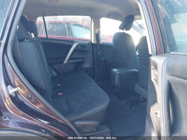 Toyota RAV4 LE 2017 2T3BFREVXHW632382 Image 8