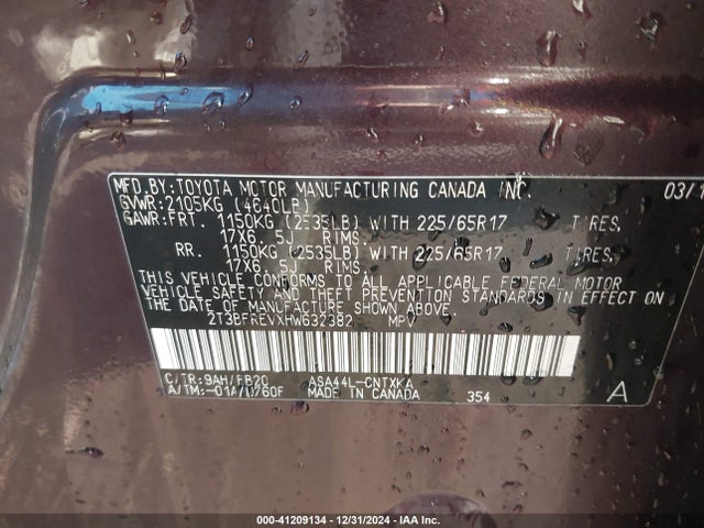Toyota RAV4 LE 2017 2T3BFREVXHW632382 Image 9