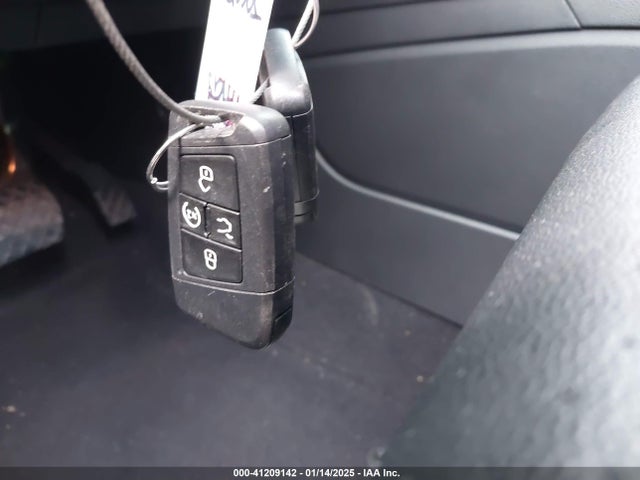 Volkswagen ATLAS SE 2019 1V2WP2CA8KC586873 Image 11
