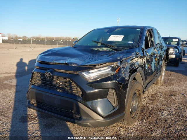 2T3H1RFV6PW244765 Toyota RAV4 LE