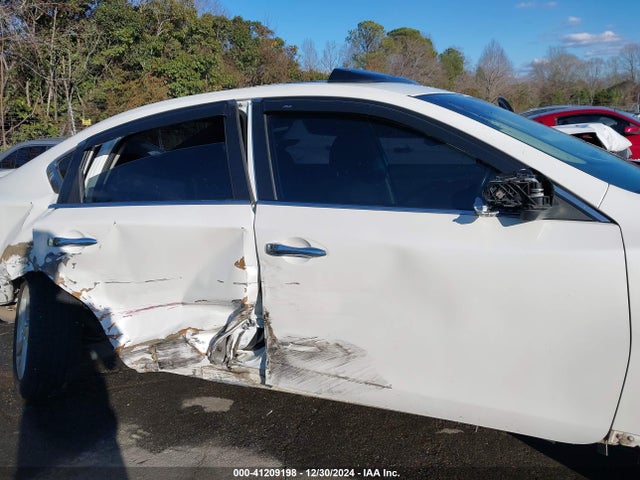 Nissan Altima 2.5 Sv 2015 1N4AL3AP5FC275935 Image 13