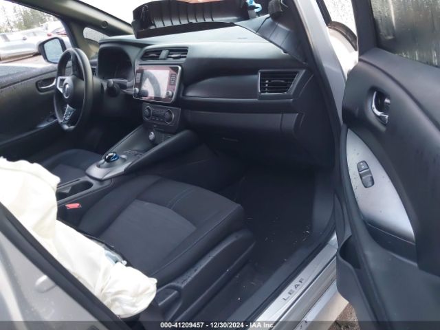 1N4AZ1BV6NC560013 Nissan LEAF S