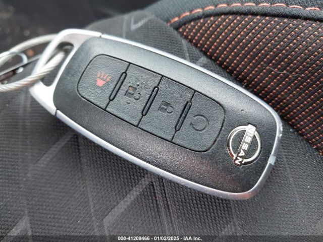 3N1CP5DV0RL478689 Nissan KICKS SR