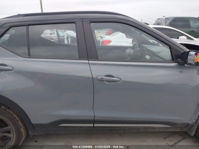 3N1CP5DV0RL478689 Nissan KICKS SR