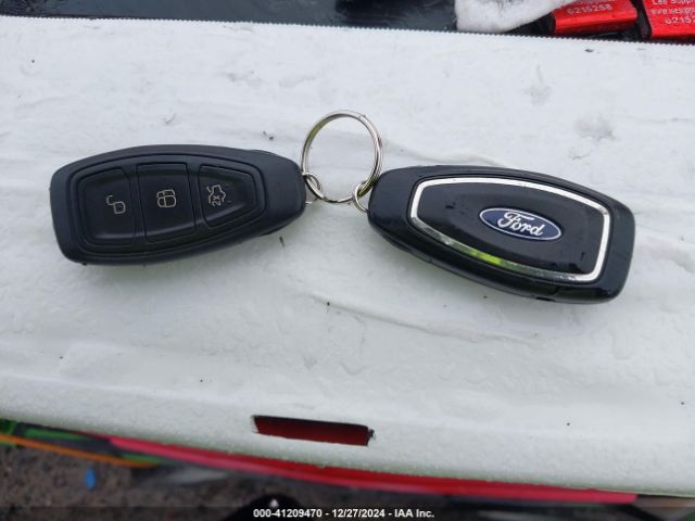 1FADP5BU7GL101156 Ford C-MAX SEL