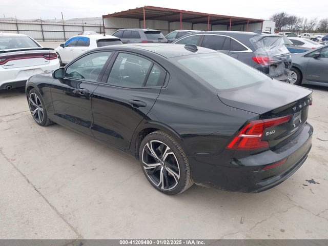 Volvo S60 Core 2024 7JRL12FK5RG294242 Image 3