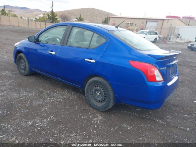 2015 NISSAN VERSA 3N1CN7AP7FL826846 Photo 2
