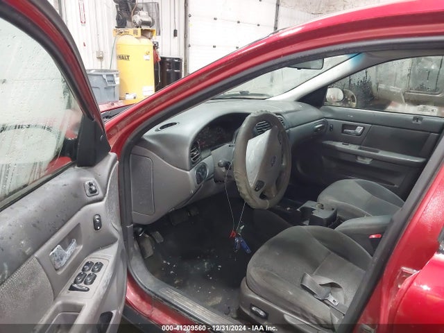 Продажа на аукционе авто 2001 Ford Taurus Se, vin: 1FAFP53U81G117213, номер лота: 41209560