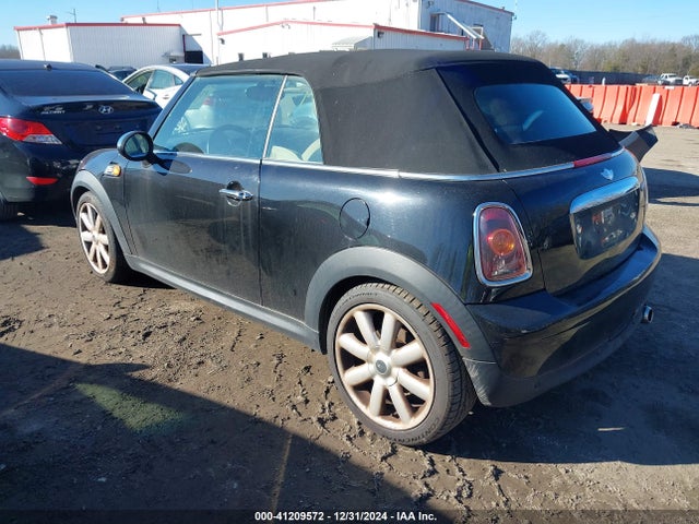 2009 MINI COOPER WMWMR33509TJ93601 Photo 2