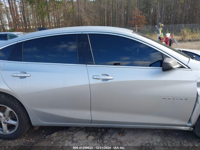Chevrolet MALIBU LS 2018 1G1ZC5ST8JF194027 Image 13