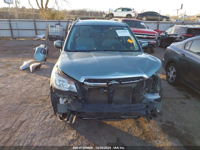 Subaru Forester 2.5i Premium 2017 JF2SJAECXHH531624 Image 13