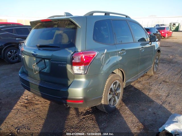 Subaru Forester 2.5i Premium 2017 JF2SJAECXHH531624 Image 4