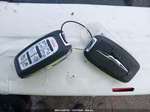 Chrysler Pacifica Hybrid Select 2024 2C4RC1S75RR134570 Image 11