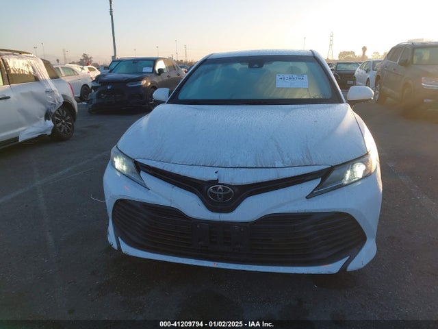 Toyota CAMRY LE 2018 4T1B11HK3JU615357 Image 12