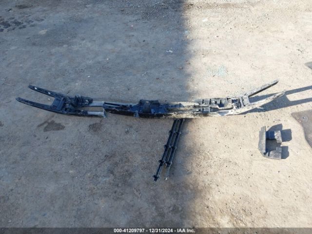 1FMCU9HD8KUA82483 Ford ESCAPE SEL