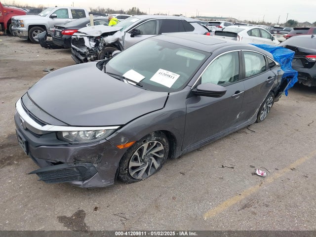 Honda CIVIC EX 2018 2HGFC2F72JH565205 Image 2
