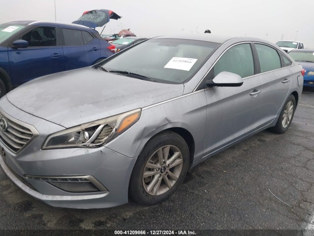Hyundai SONATA SE 2015 5NPE24AFXFH040527 Image 6