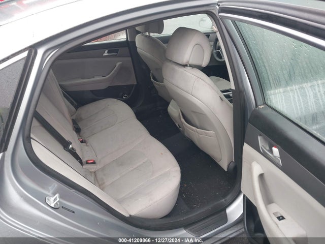 Hyundai SONATA SE 2015 5NPE24AFXFH040527 Image 8