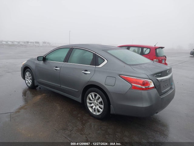 Nissan Altima 2.5 S 2014 1N4AL3AP7EC429057 Image 3