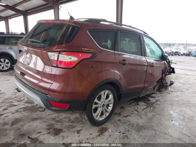 1FMCU9HDXJUB61247 Ford ESCAPE SEL