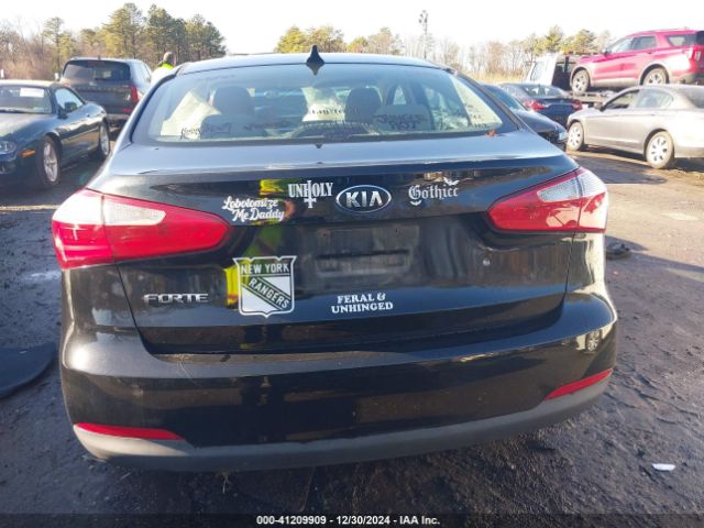 KNAFK4A65E5075458 KIA FORTE LX