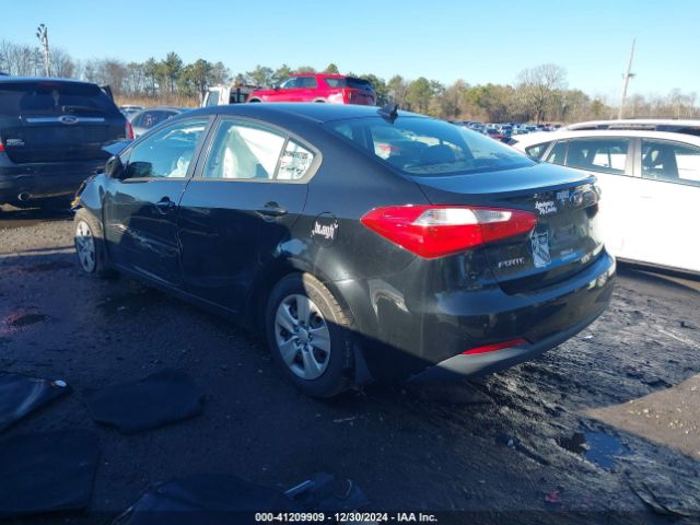 KNAFK4A65E5075458 KIA FORTE LX