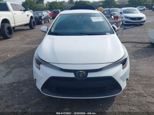 5YFEPMAE3NP370522 Toyota COROLLA LE
