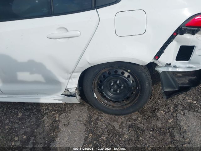 5YFEPMAE3NP370522 Toyota COROLLA LE