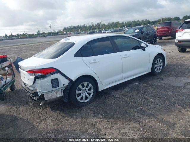 5YFEPMAE3NP370522 Toyota COROLLA LE