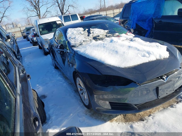 2017 TESLA MODEL S 5YJSA1E25HF204179 Photo 0