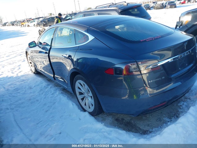 2017 TESLA MODEL S 5YJSA1E25HF204179 Photo 2