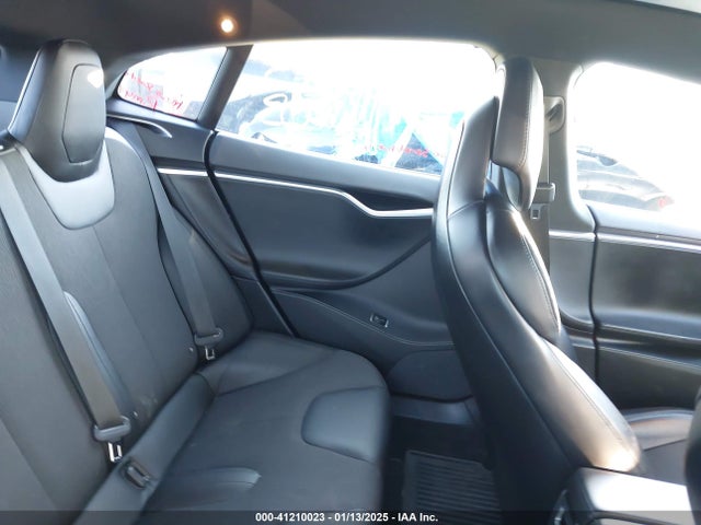 2017 TESLA MODEL S 5YJSA1E25HF204179 Photo 7