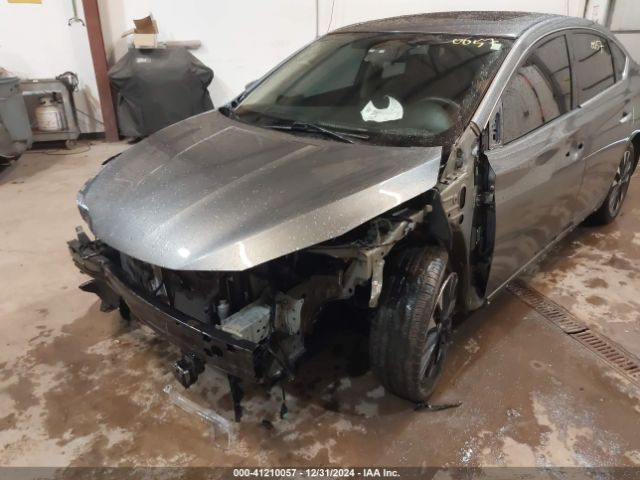 3N1CB7AP3JY209402 Nissan Sentra Sr Turbo