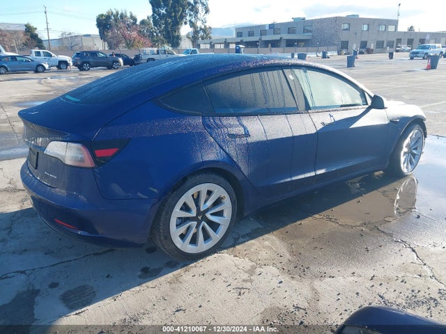 2022 TESLA MODEL 3 5YJ3E1EB6NF142571 Photo 3