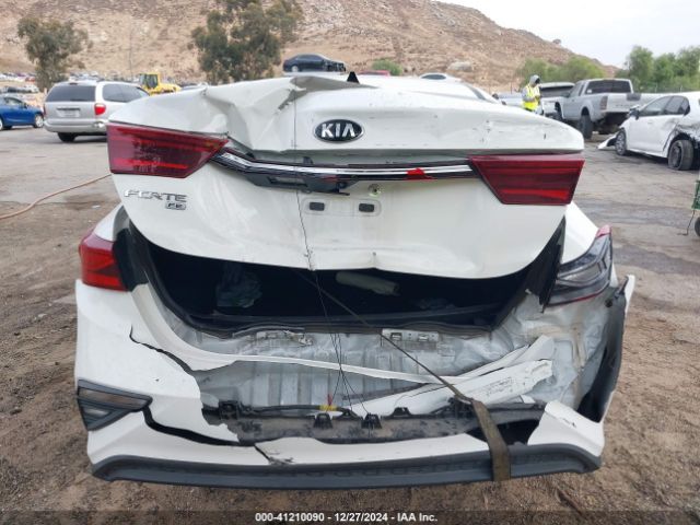 3KPF24ADXLE205043 KIA FORTE FE