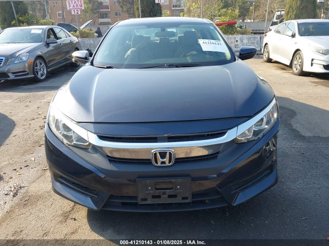 Honda CIVIC EX 2018 2HGFC2F72JH579878 Image 12