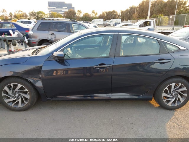 Honda CIVIC EX 2018 2HGFC2F72JH579878 Image 14