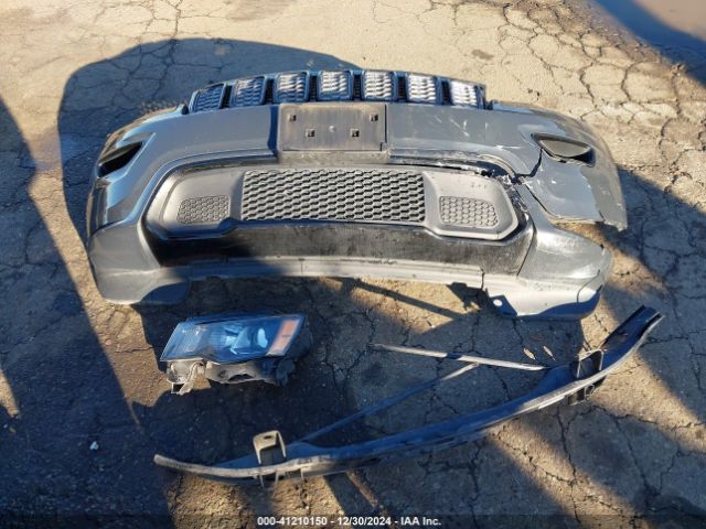 1C4RJFAG8JC410161 Jeep Grand Cherokee Altitude 4x4
