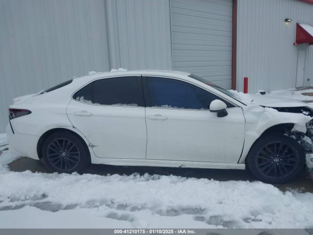 4T1G11AK5MU466924 Toyota CAMRY SE