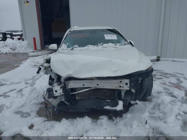 4T1G11AK5MU466924 Toyota CAMRY SE