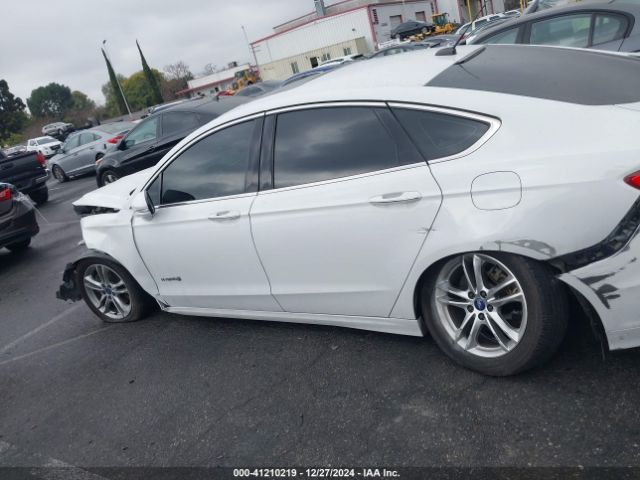 3FA6P0RU3FR247118 Ford Fusion Hybrid Titanium